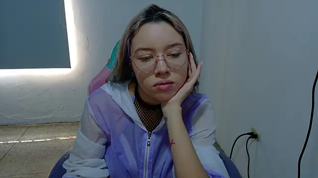 แชท XXX สดของ WandaDoll