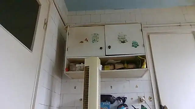 mariusica1@xh's Live XXX Chat