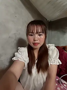 Mina_xYx 在線直播表演