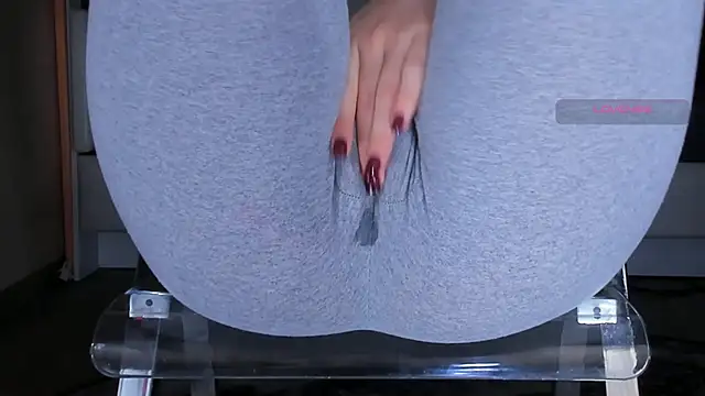 Cameltoe_squirt_inPantsのライブXXXチャット