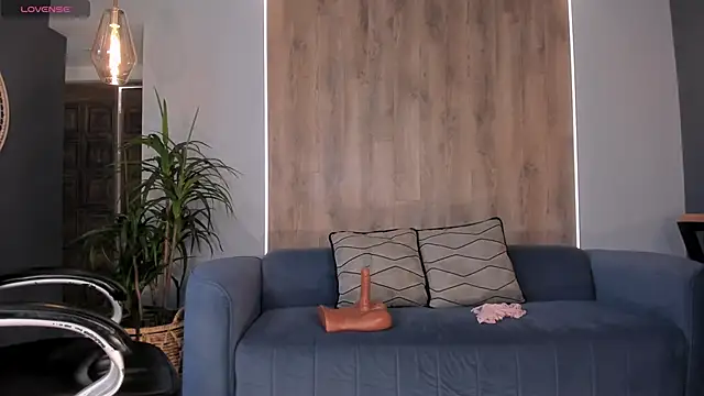 RenataReyesのライブXXXチャット