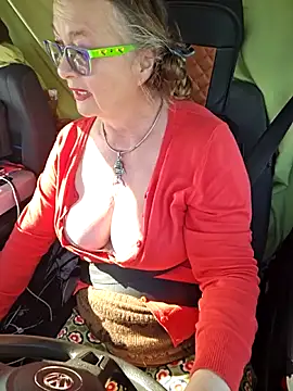 Hot-Muci: онлайн-секс-чат