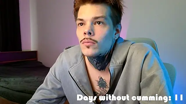 DENIS_HERE Pertunjukan Webcam