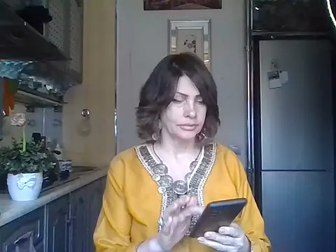 Baby-Matilda: απευθείας συνομιλία ΧΧΧ