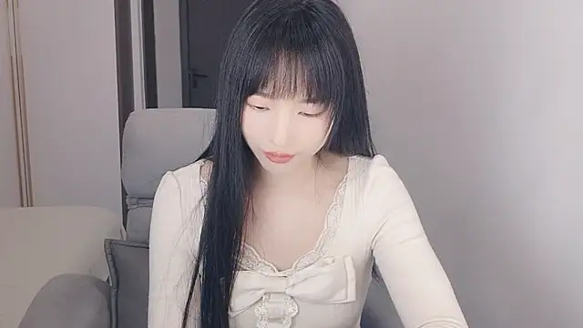 Lisa-3333 – Live XXX-chat