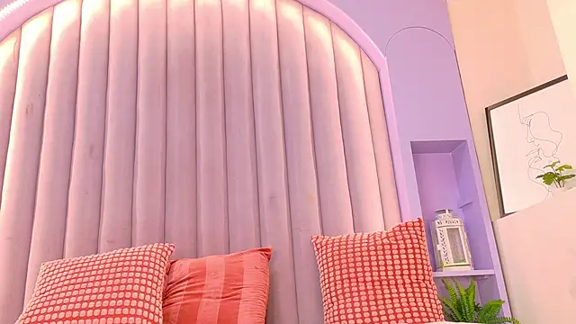 Yaraviper__ – Live XXX-chat