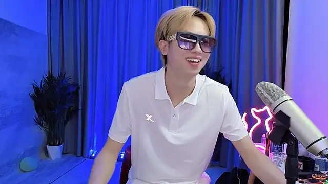 hafabva élő XXX-chatje