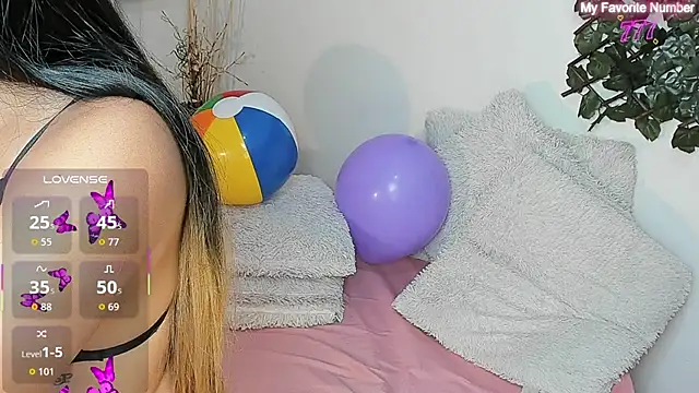 DestinyHillsのライブXXXチャット