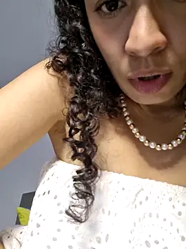 VelvetCurls Chat XXX in diretta