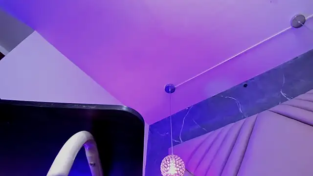 Ibbie_drastic live XXX chat