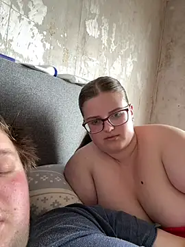 XXX chat uživo modela CurvyPaar2