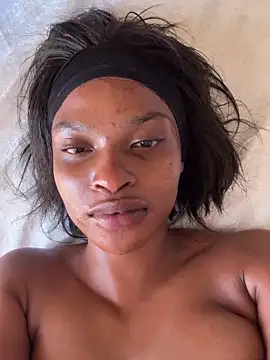 NiaLong21_n Webbikameraesitys