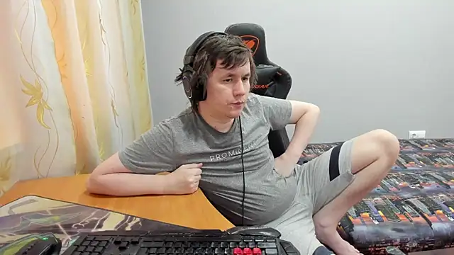 Show modela iliaskrislove na web-kameri