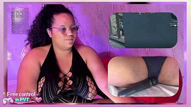 MhiaRey's Live XXX Chat