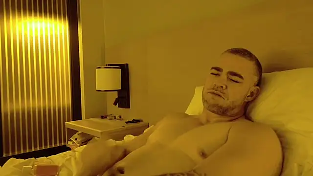 Dallasbest214: онлайн-секс-чат