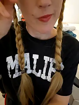 SPrITZMAUS Chat XXX in diretta