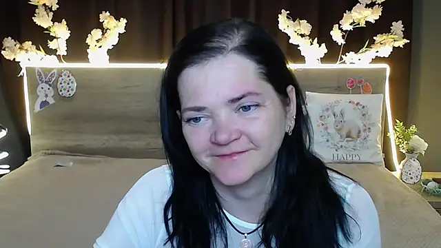 LauraFinn's Live XXX Chat