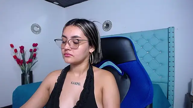 kathe-mills235's Live XXX Chat