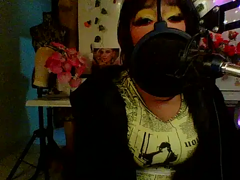 Anaconda2350 Live XXX-Chat