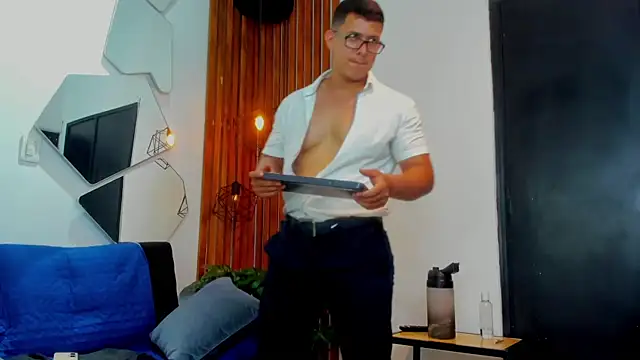 RomanCroft webcam show