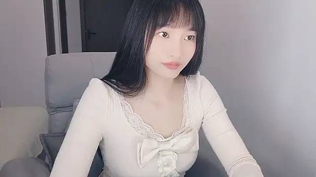 Lisa-3333 élő XXX-chatje