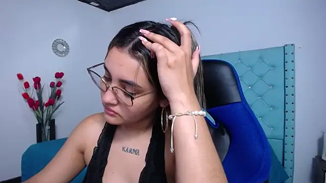 kathe-mills235 现场XXX聊天