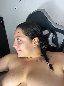 big_pusyy Chat XXX in diretta