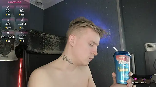 AlexxSweet 即時 XXX 聊天