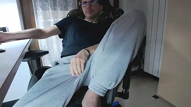 Show de roby24m2 na webcam