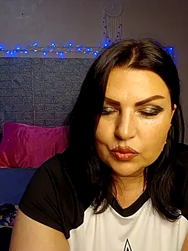 kataleya94: απευθείας συνομιλία ΧΧΧ