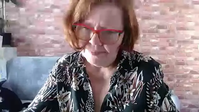 Adelewildx Chat XXX in diretta