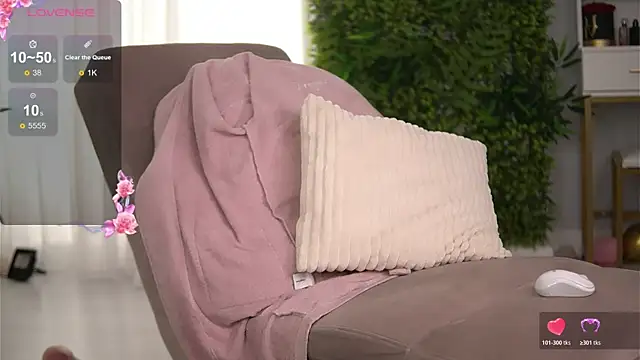 FreyaHeart Chat XXX in diretta