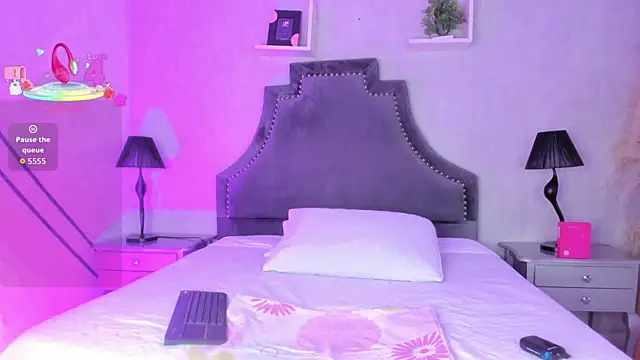 KarelyMitchel 现场XXX聊天