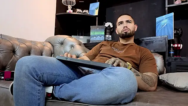 matteosantos' Webcam Show