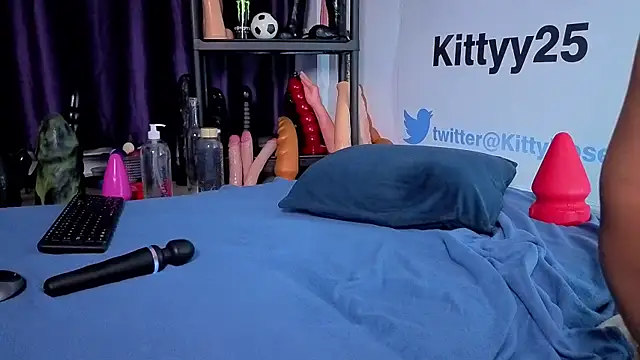 kittyy25のライブXXXチャット