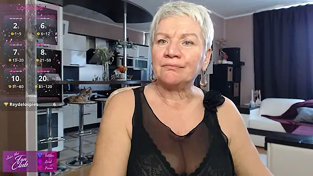 roxana_brooksのウェブカメラショー