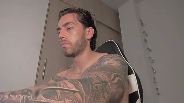 XXX chat uživo modela Axel__Blaze