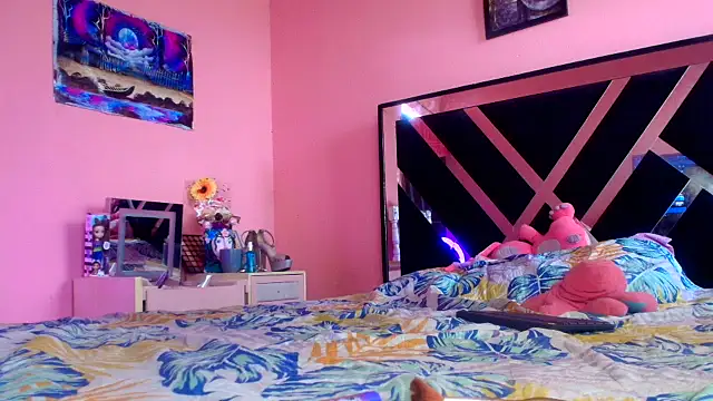 Venus2357 Show in webcam