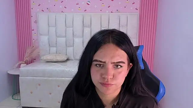 sarita_09_s Live XXX-chat