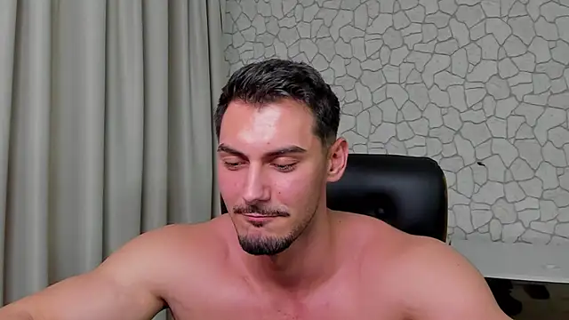 XXX chat uživo modela ClintMasters