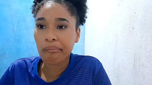 Онлайн чат XXX MadelynStamant