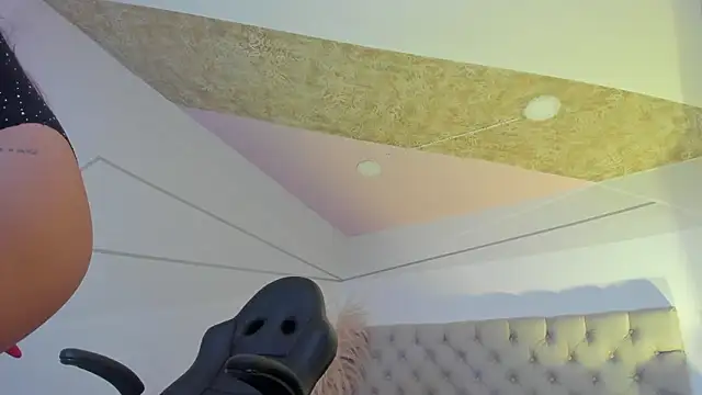 Chat XXX ao vivo de CarolineFyre