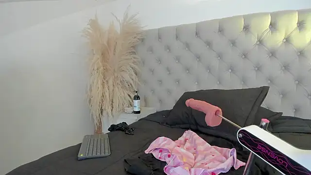 CarolineFyre Adlı Modelin Canlı XXX Sohbeti