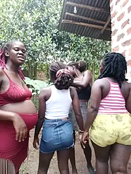 holygrail001 Adlı Modelin Canlı XXX Sohbeti