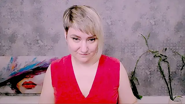 Djullia's Live XXX Chat