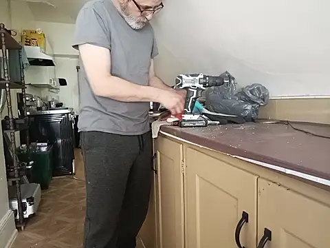 Kitrider 即時 XXX 聊天