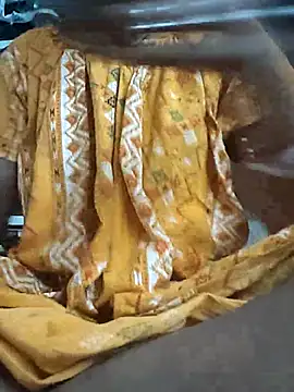 Sweet-runi লাইভ XXX চ্যাট