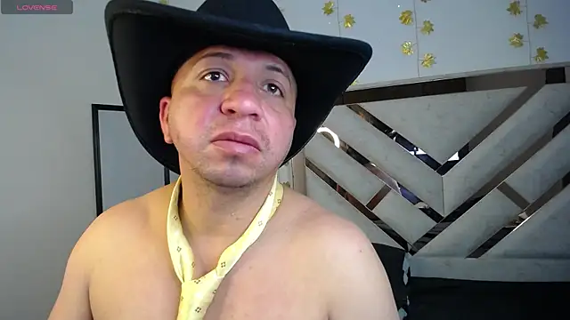 Pokazy przed kamerką – Thee_Rockk