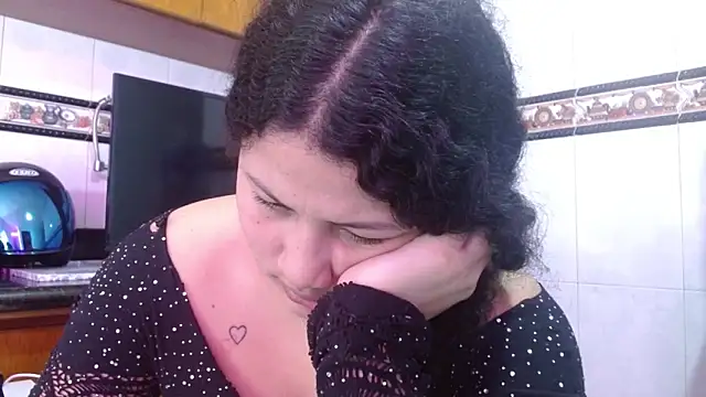 Baby_dirt live XXX chat