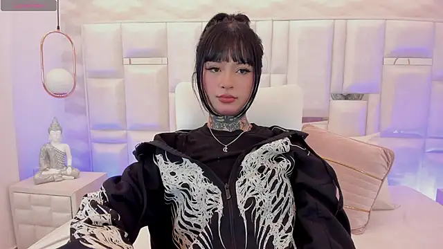 Chat +18 de doll__bella ao vivo